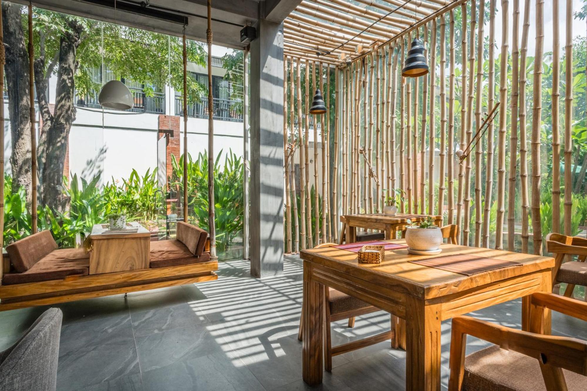 Bamboo Retreat Villa เสียมราฐ ภายนอก รูปภาพ