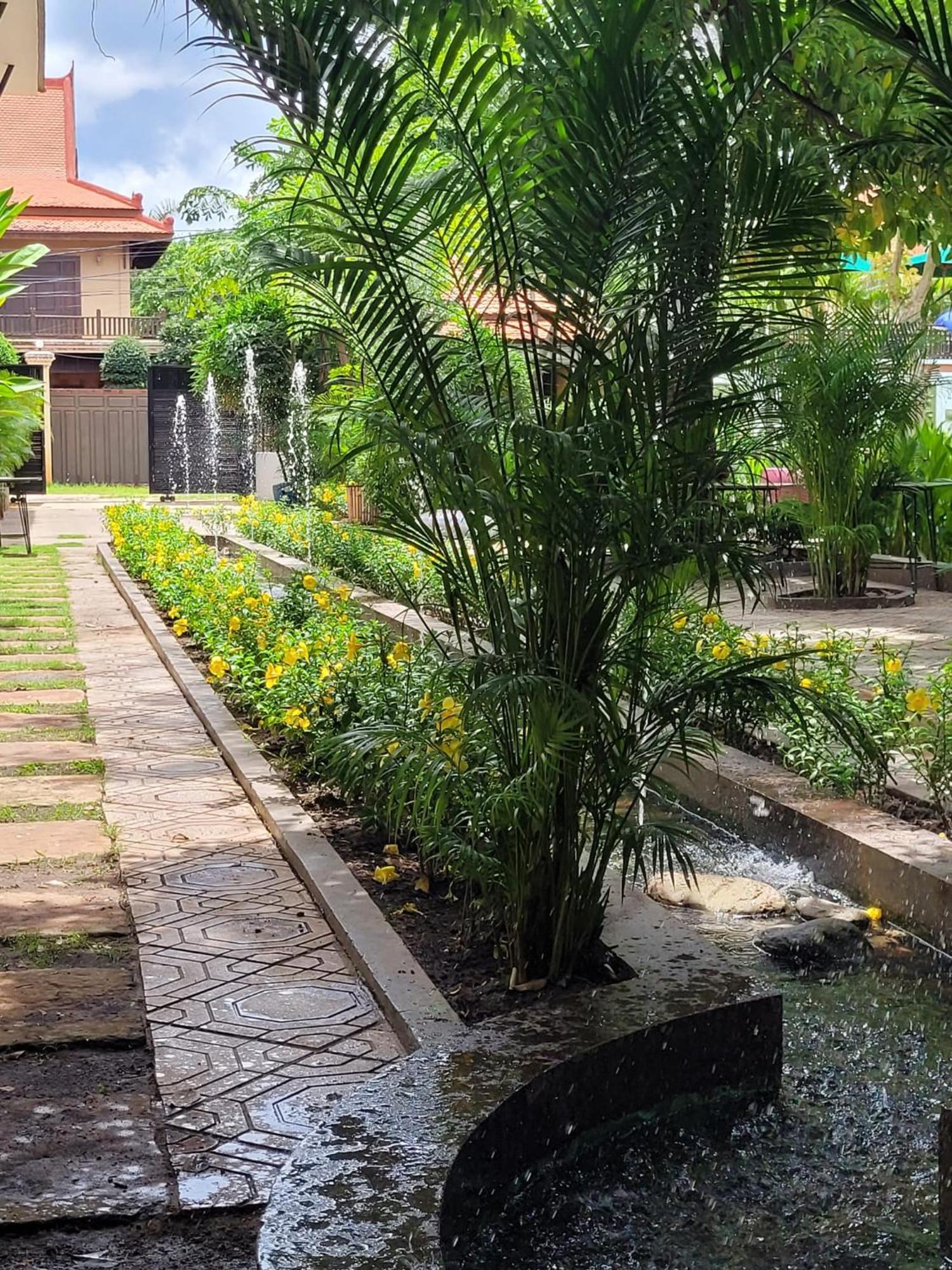 Bamboo Retreat Villa เสียมราฐ ภายนอก รูปภาพ