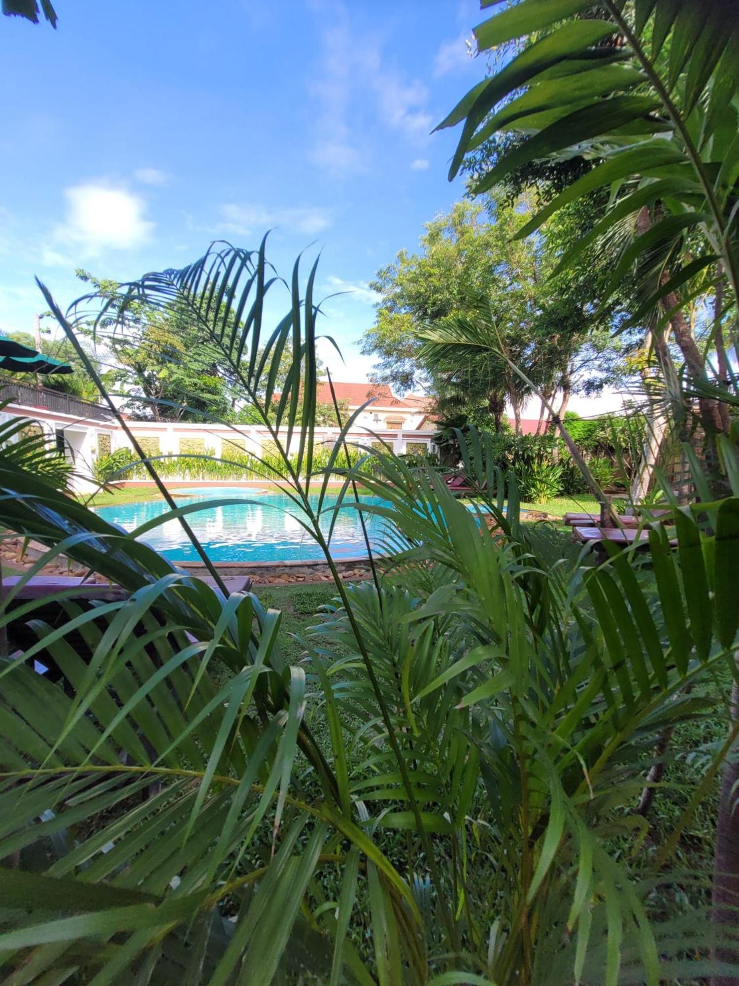 Bamboo Retreat Villa เสียมราฐ ภายนอก รูปภาพ